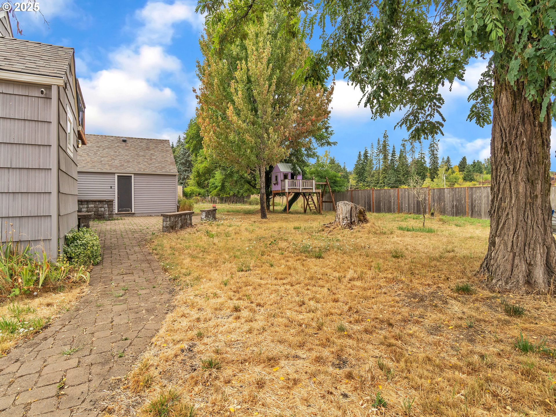 38280 Southwest Fort Hill Road Willamina, OR 97396 - Photo 7 of 31 a row of pool and trees