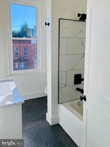 $1,345 | 11 East Walnut Street, Unit 4, Lancaster, PA 17602