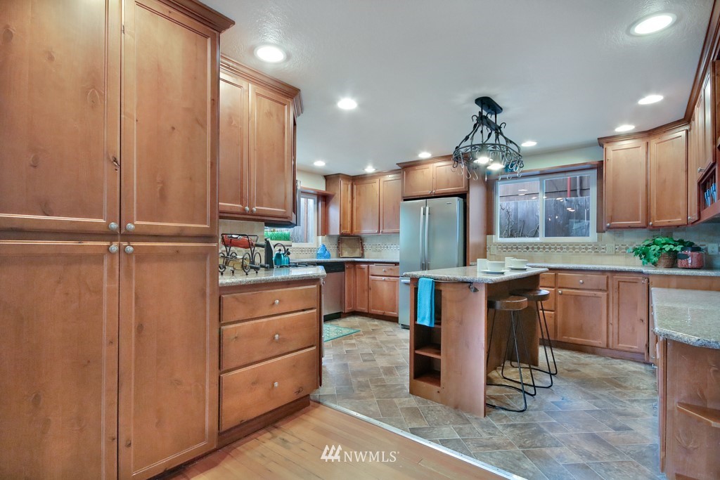 918 North I Street Tacoma, WA 98403 - Photo 11 of 25 Gallery Image 11