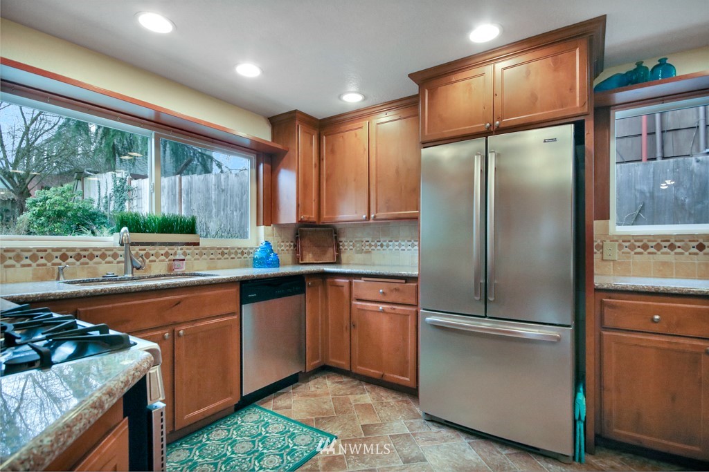918 North I Street Tacoma, WA 98403 - Photo 12 of 25 Gallery Image 12