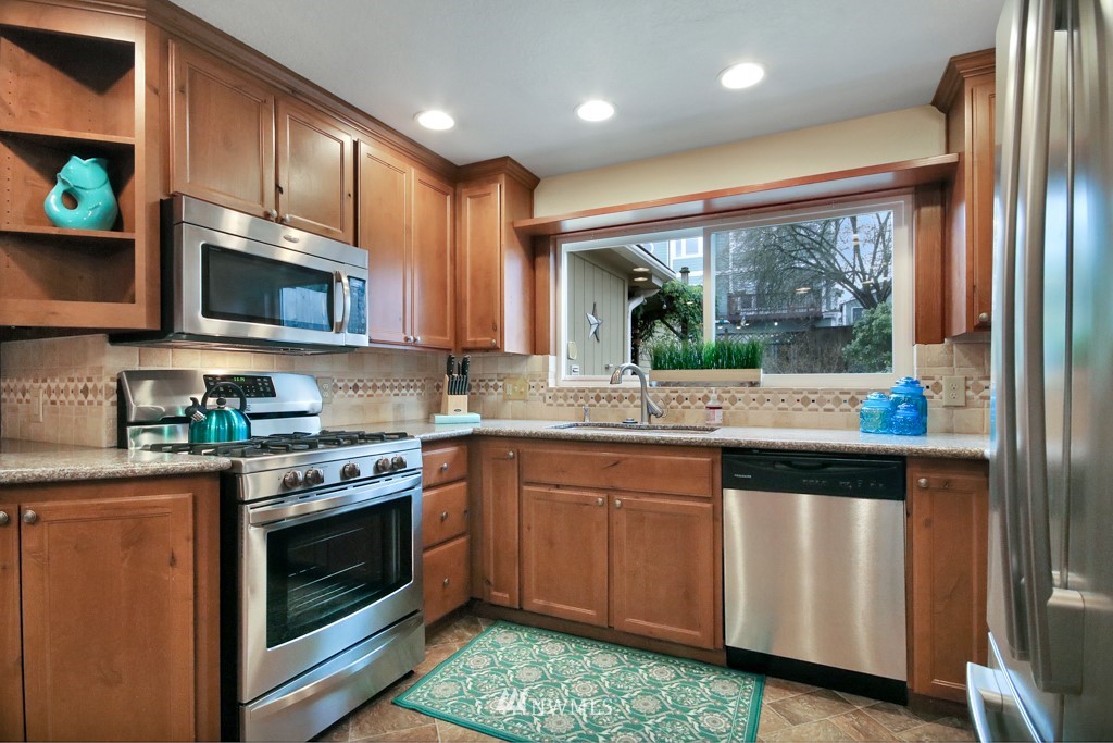 918 North I Street Tacoma, WA 98403 - Photo 13 of 25 Gallery Image 13