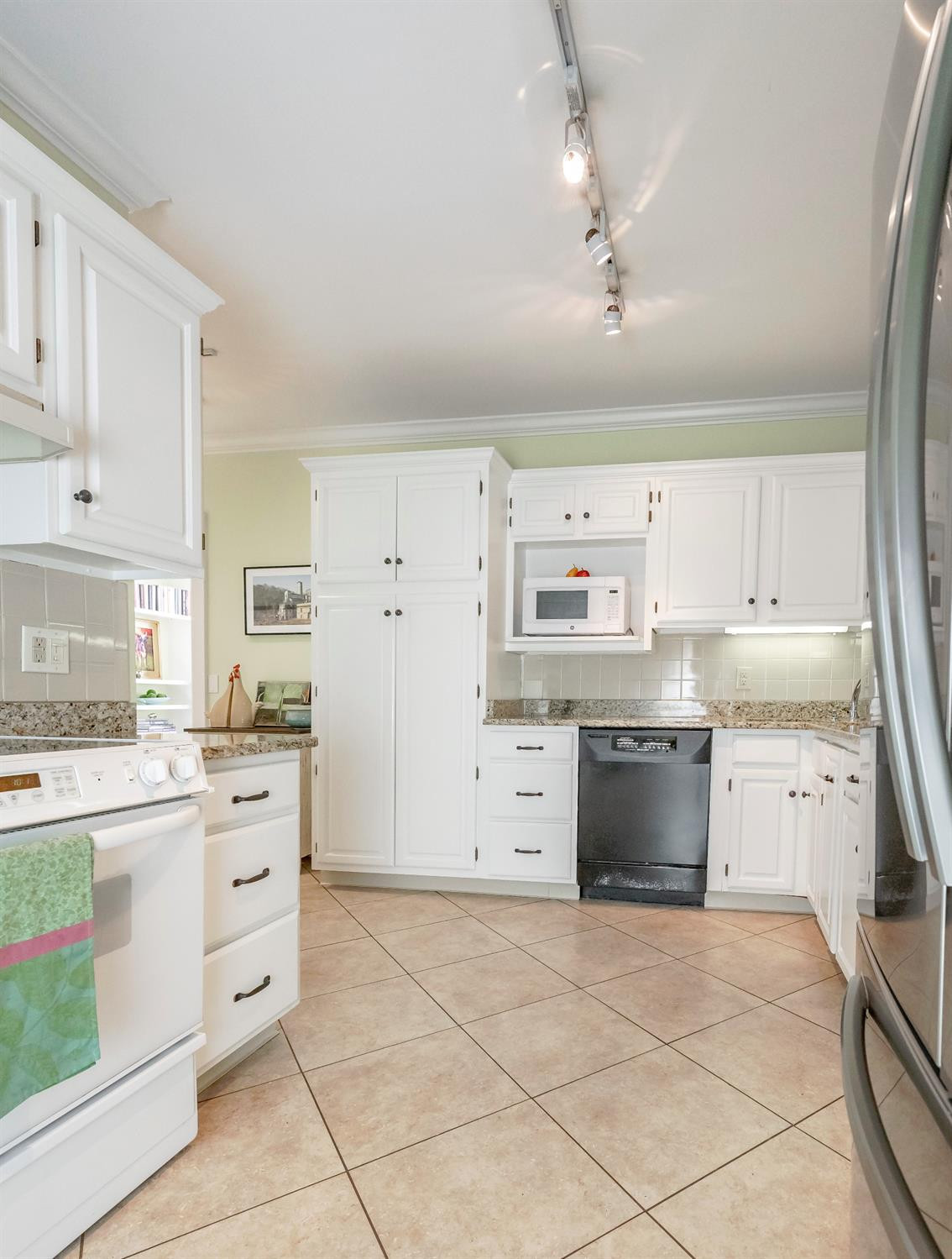 235 Cochran Road Lexington, KY 40502 - Photo 13 of 46 Photo 13