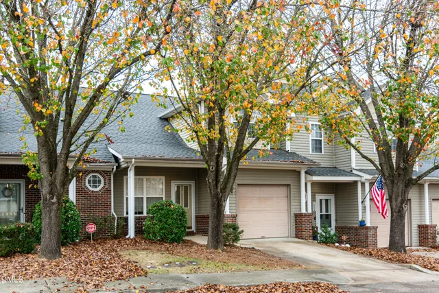 $285,000 | 2907 Andover Glen Road, Raleigh, NC 27604