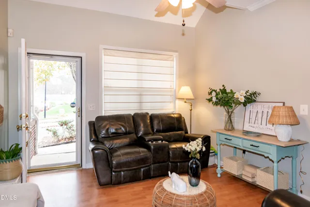 $285,000 | 2907 Andover Glen Road, Raleigh, NC 27604