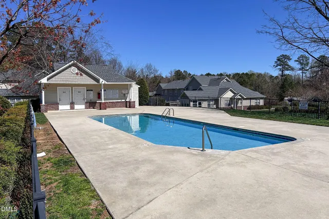 $285,000 | 2907 Andover Glen Road, Raleigh, NC 27604