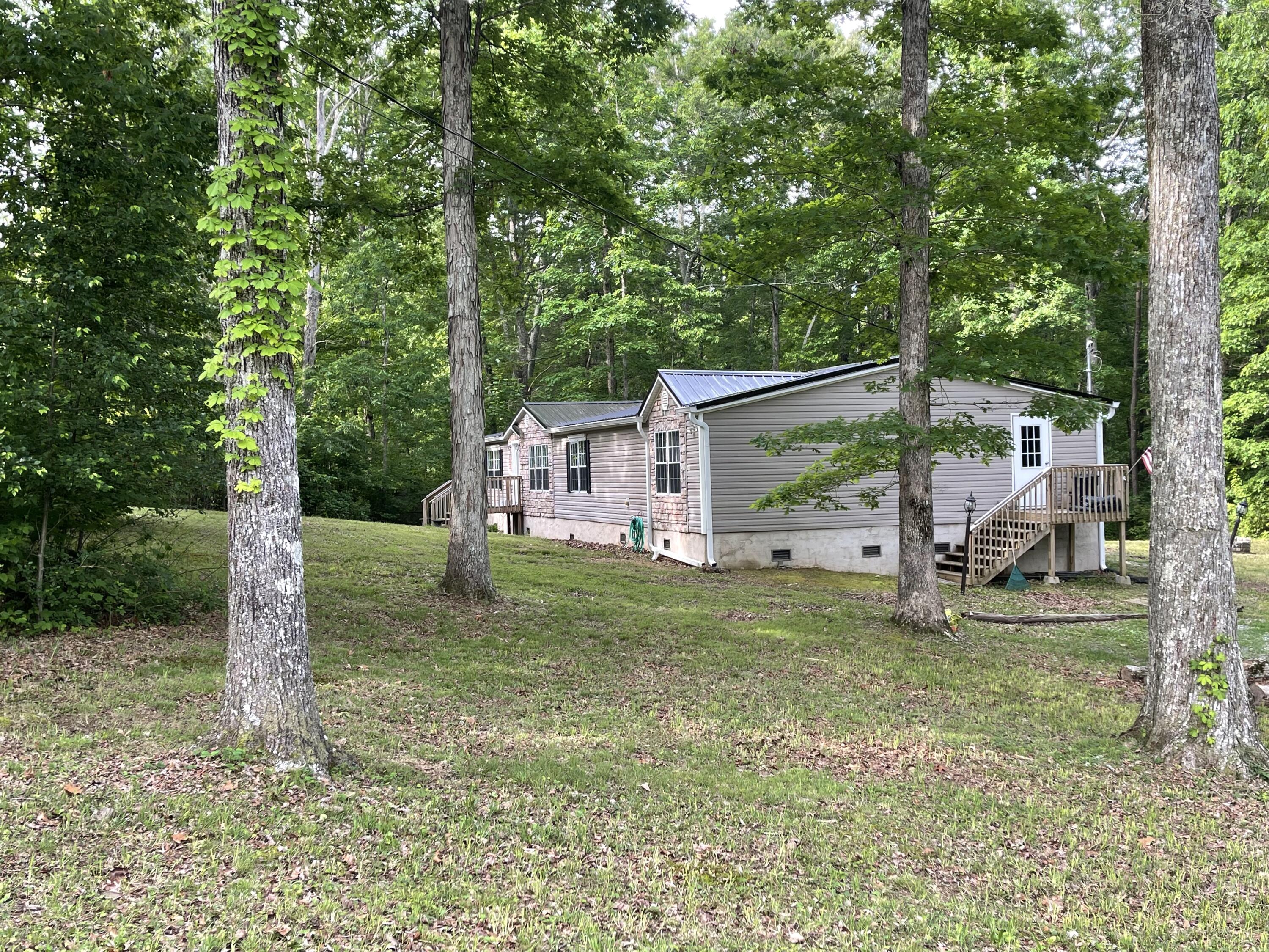 140 Barker Camp Road Dunlap, TN 37327 - Photo 2 of 17 IMG-3164