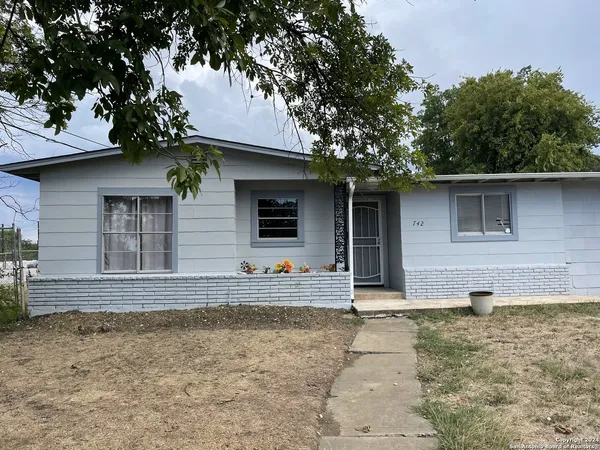 $1,495 | 742 Olney Drive, San Antonio, TX 78209