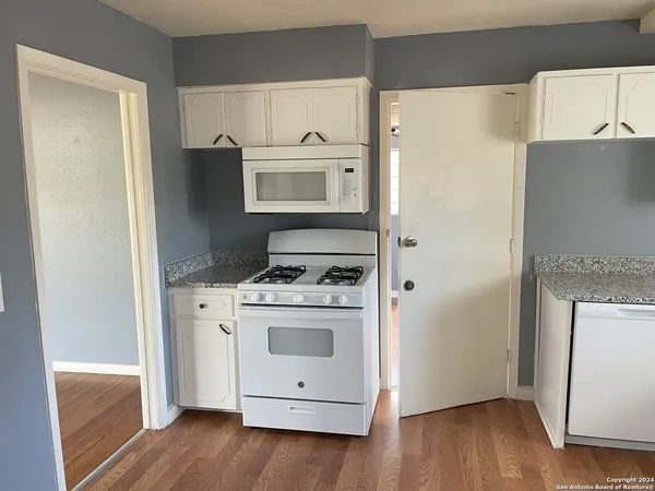 $1,495 | 742 Olney Drive, San Antonio, TX 78209