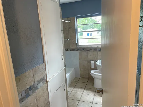 $1,495 | 742 Olney Drive, San Antonio, TX 78209