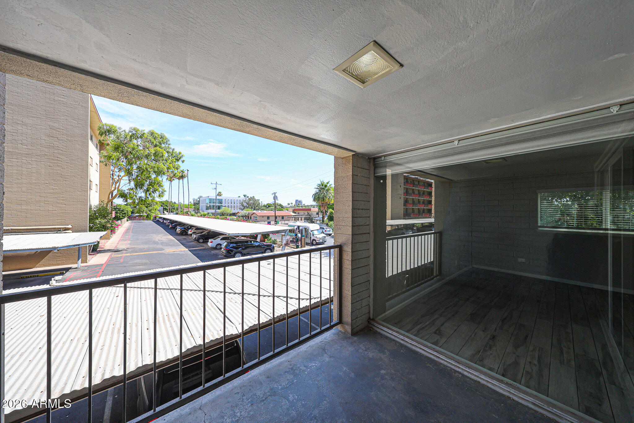 351 East Thomas Road, Unit D201 Phoenix, AZ 85012 - Photo 5 of 43