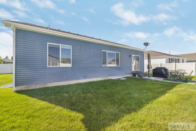 $494,900 | 408 North Curlew Drive, Ammon, ID 83401