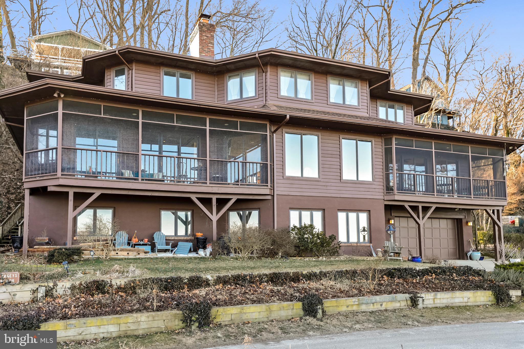 3 Beach Road Annapolis, MD 21405 - Photo 1 of 55 Exterior - Front Facing River