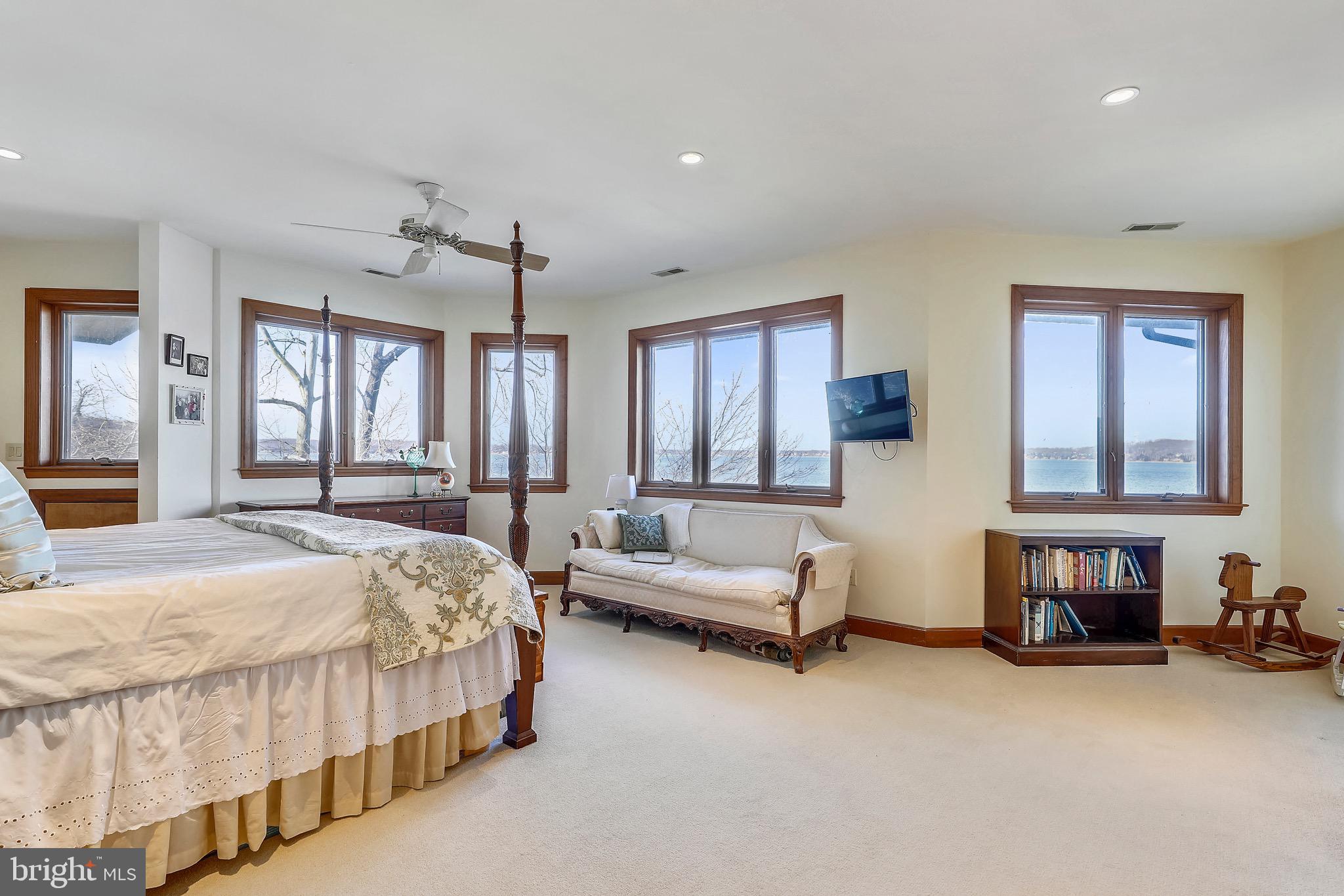 3 Beach Road Annapolis, MD 21405 - Photo 26 of 55 Master Bedroom - Water Views