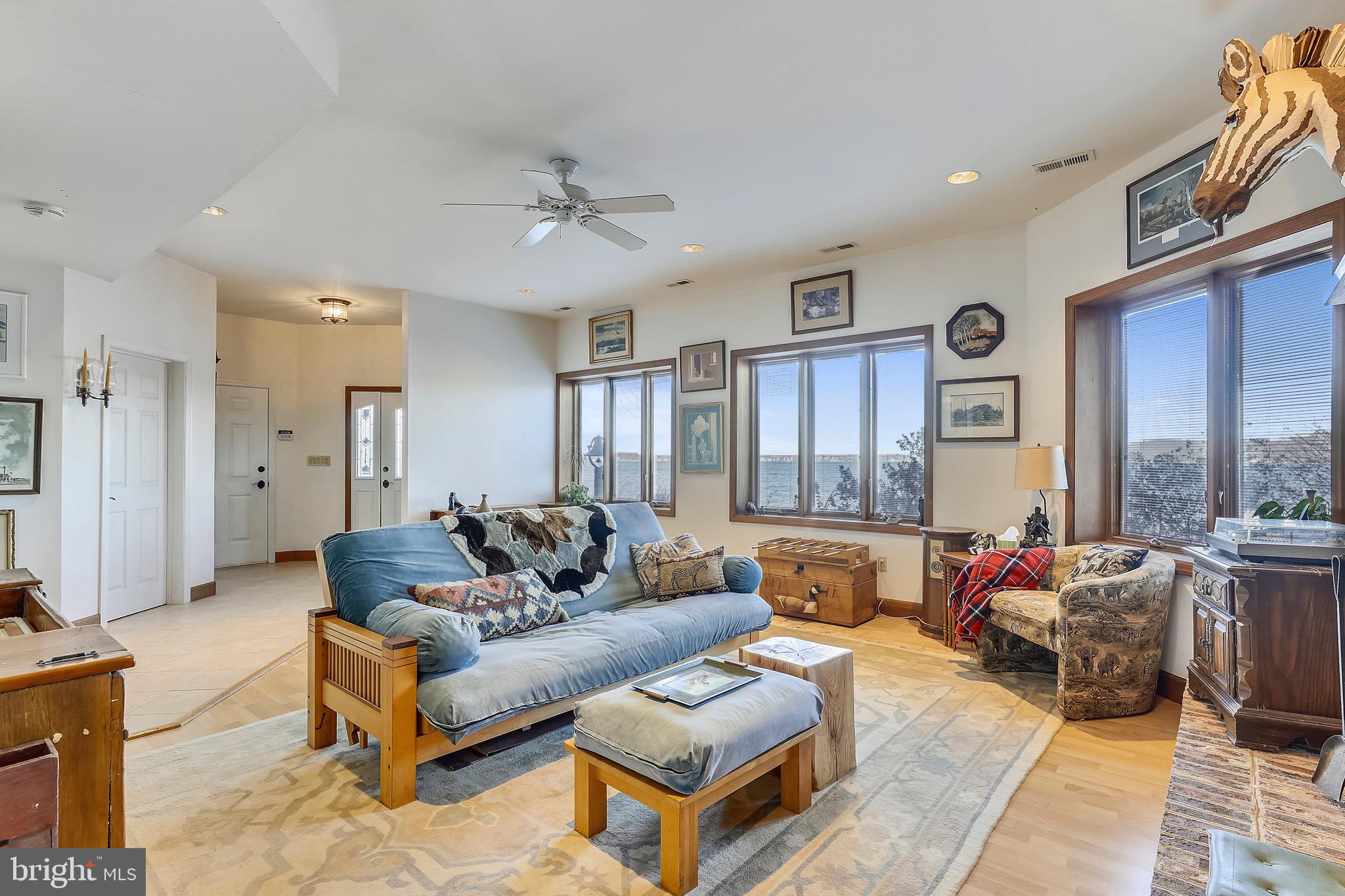 3 Beach Road Annapolis, MD 21405 - Photo 5 of 55 Lower Level - Family Room with Water Views