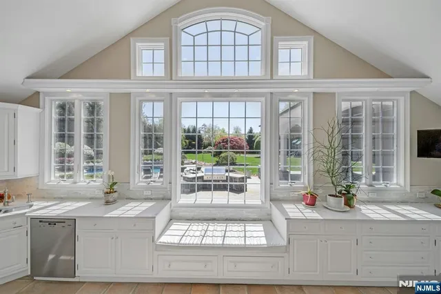 $3,199,000 | 21 Birchwood Road, Old Tappan, NJ 07675