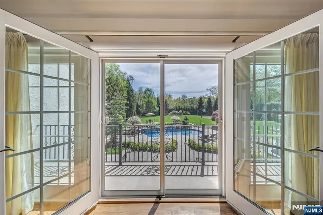 $3,199,000 | 21 Birchwood Road, Old Tappan, NJ 07675