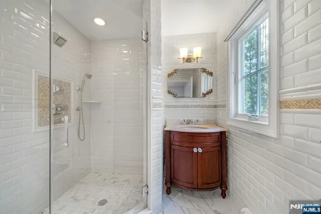 $3,199,000 | 21 Birchwood Road, Old Tappan, NJ 07675