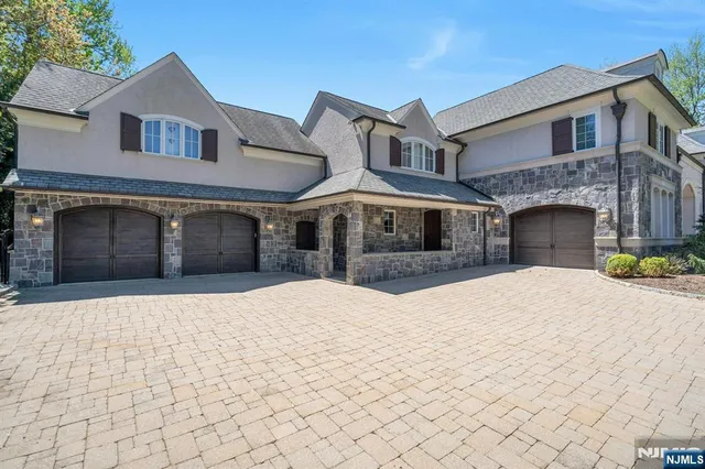 $3,199,000 | 21 Birchwood Road, Old Tappan, NJ 07675