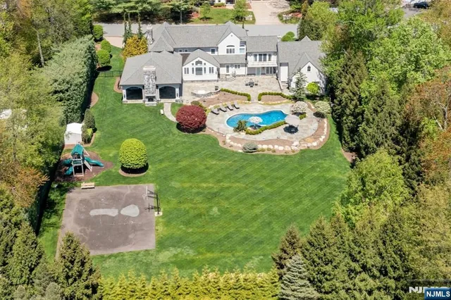 $3,199,000 | 21 Birchwood Road, Old Tappan, NJ 07675
