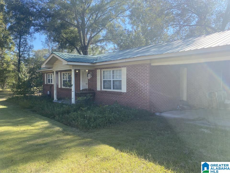 141 Baltzer Road Wetumpka, AL 36092 - Photo 2 of 14
