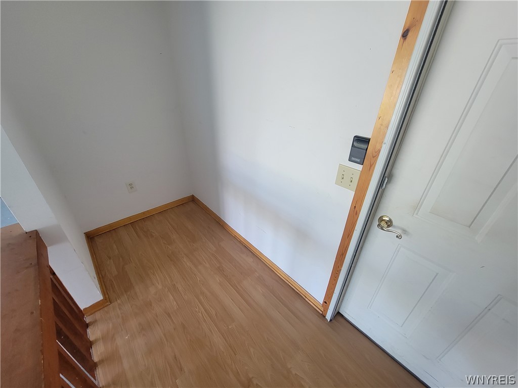 6945 Walmore Road Niagara Falls, NY 14304 - Photo 30 of 33