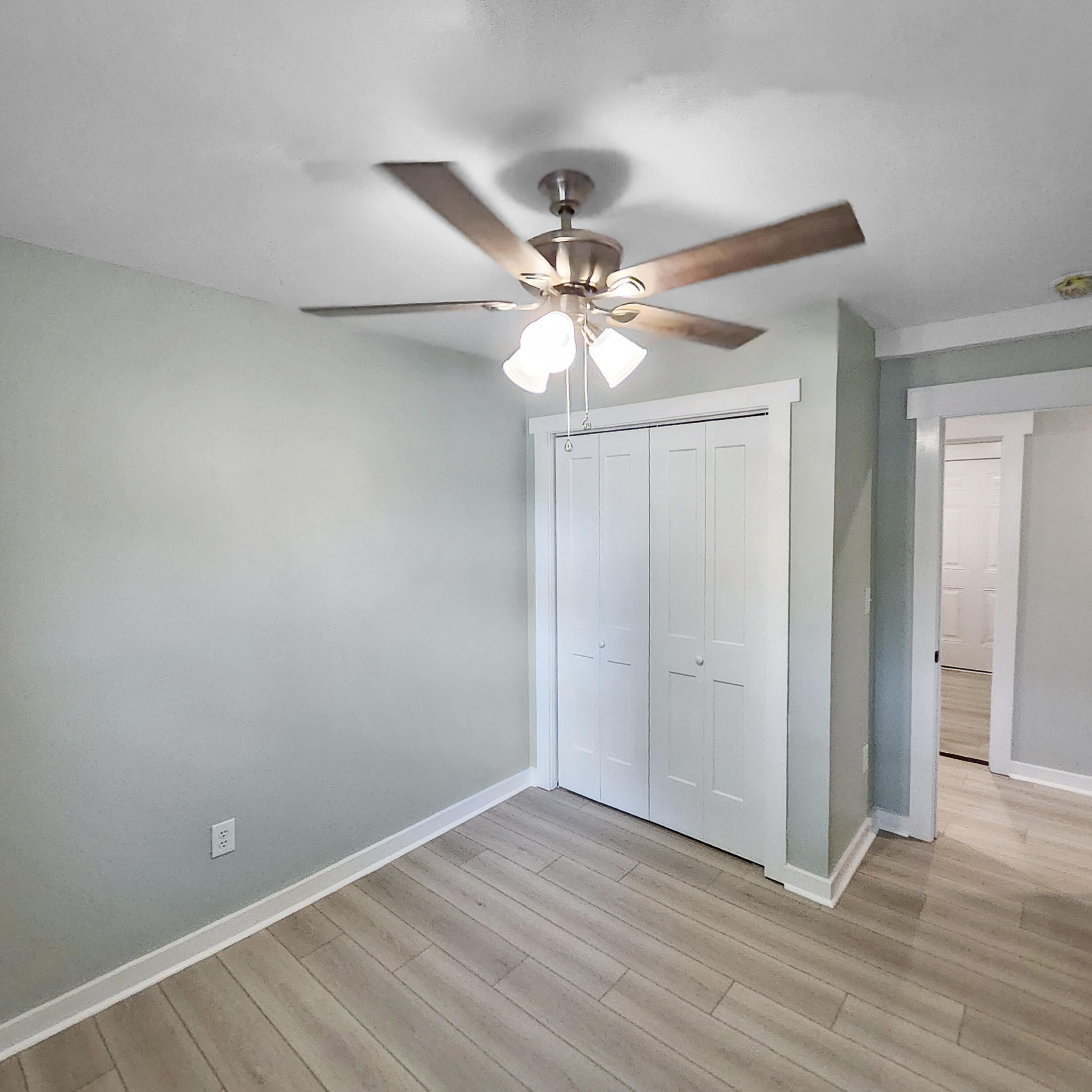 202 East Huggins Street Manning, SC 29102 - Photo 12 of 21 20250412_152403