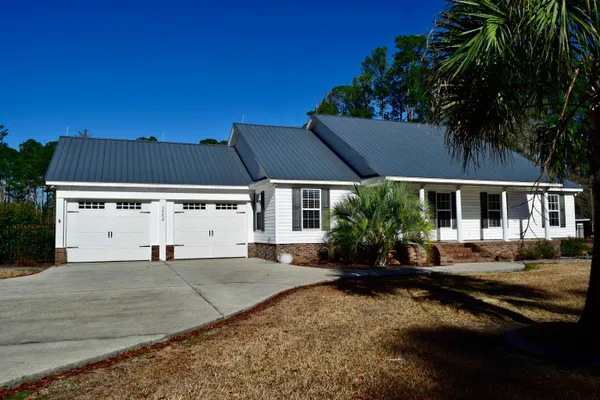 $450,000 | 3554 Jordanville Road, Galivants Ferry, SC 29544