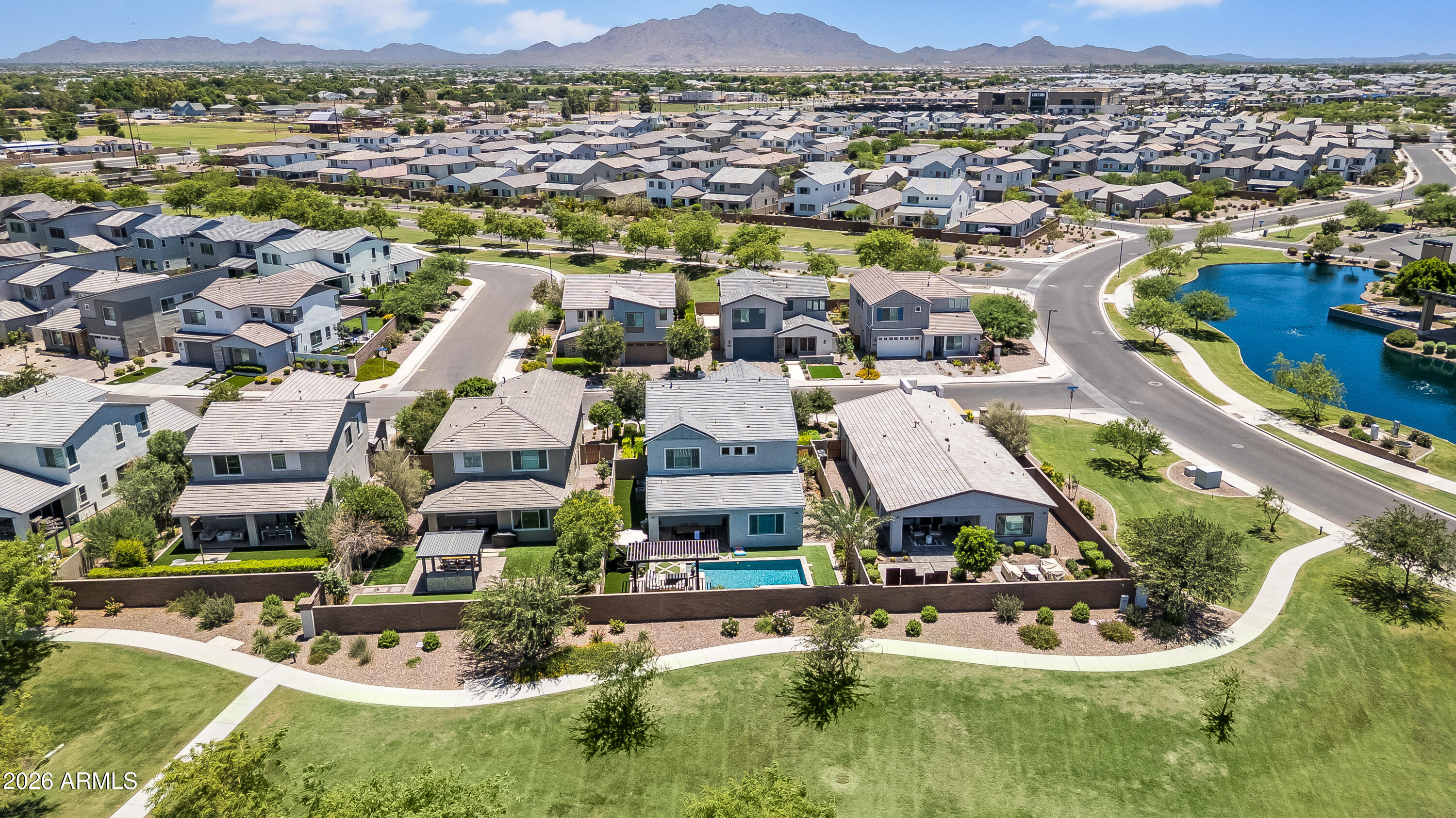 1454 East Rakestraw Lane Gilbert, AZ 85298 - Photo 21 of 27 Private Yard