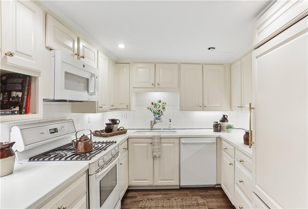 2769 Peachtree Road Northeast, Unit 2 Atlanta, GA 30305 - Photo 13 of 34