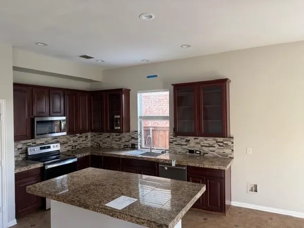 $370,000 | 1609 Kittyhawk Drive, Little Elm, TX 75068