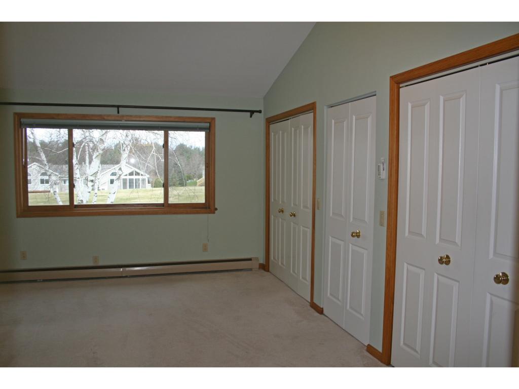 170 Meadowrun Road, Unit 170 Williston, VT 05495 - Photo 16 of 32 Gallery Image 16