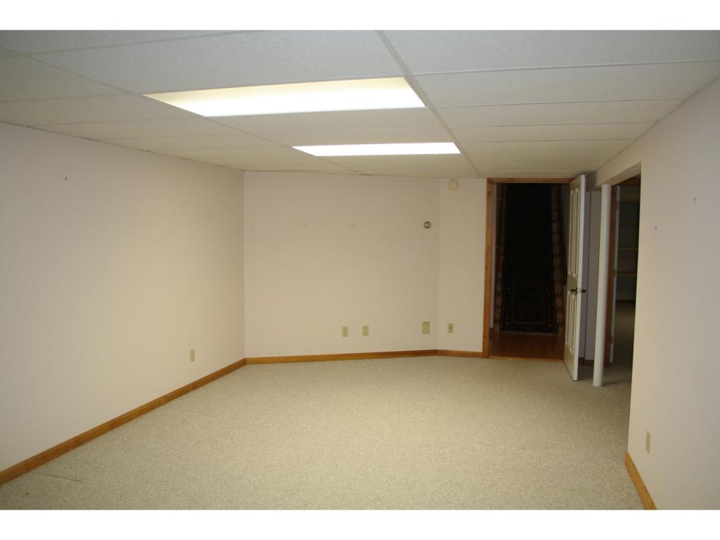 170 Meadowrun Road, Unit 170 Williston, VT 05495 - Photo 23 of 32 Gallery Image 23