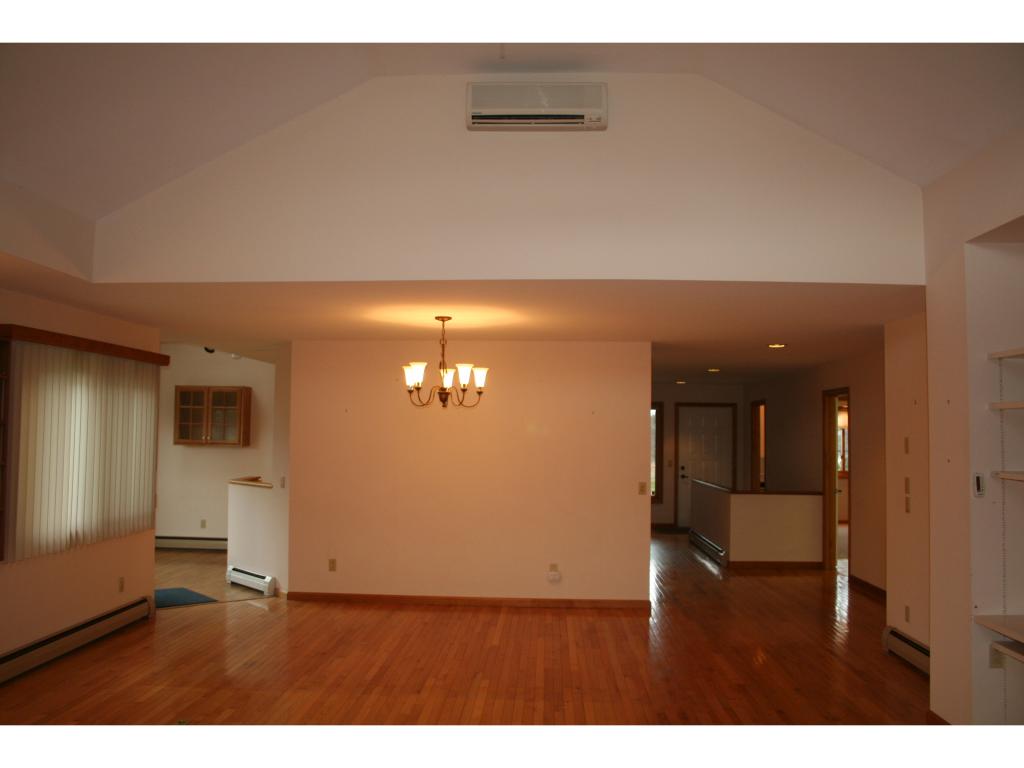 170 Meadowrun Road, Unit 170 Williston, VT 05495 - Photo 6 of 32 Gallery Image 6