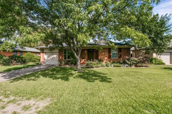 $2,600 | 630 Downing Drive, Richardson, TX 75080