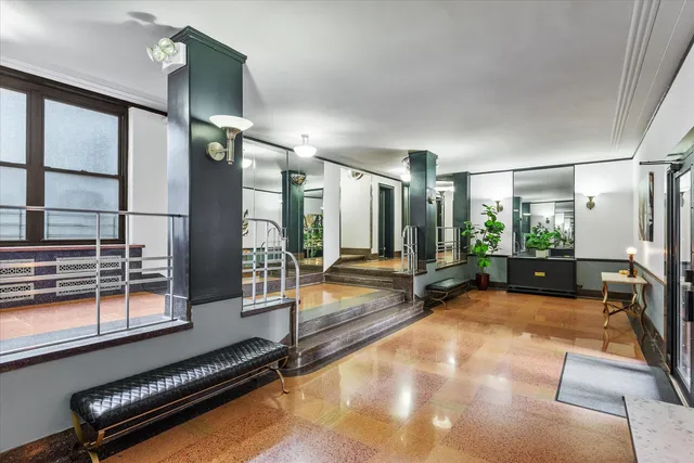 $279,000 | 251 Seaman Avenue, Unit 2H | Inwood