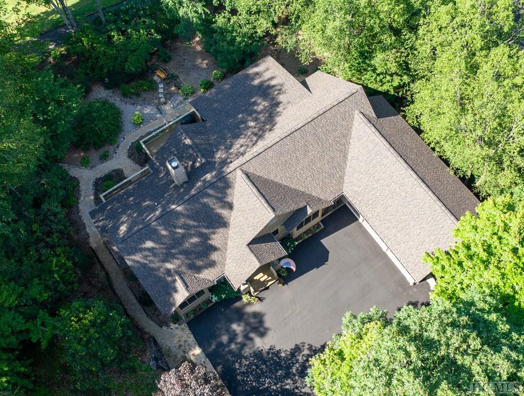 62 Two Ponds Road Sapphire, NC 28774 - Photo 4 of 48 Gallery Image 4