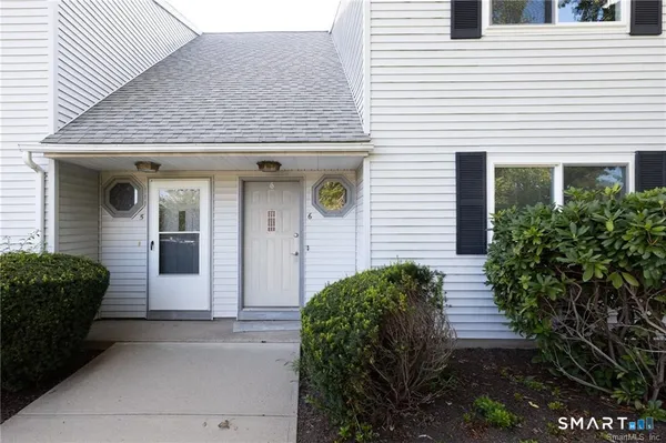 $2,100 | 565 Clark Avenue, Unit 6, Bristol, CT 06010