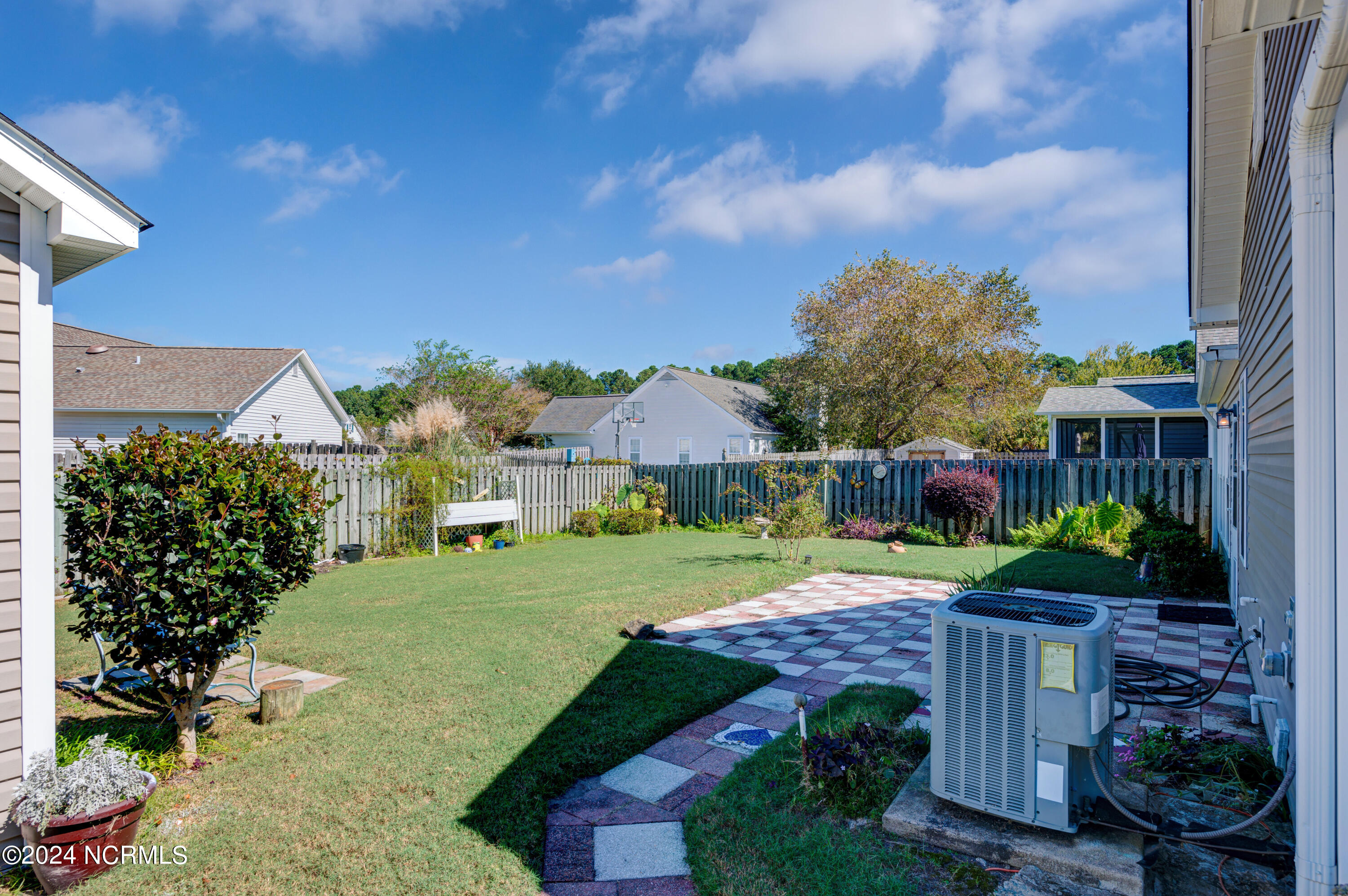 110 Olde Well Loop Road Wilmington, NC 28411 - Photo 33 of 37 110OldeWellLoopRoad-11