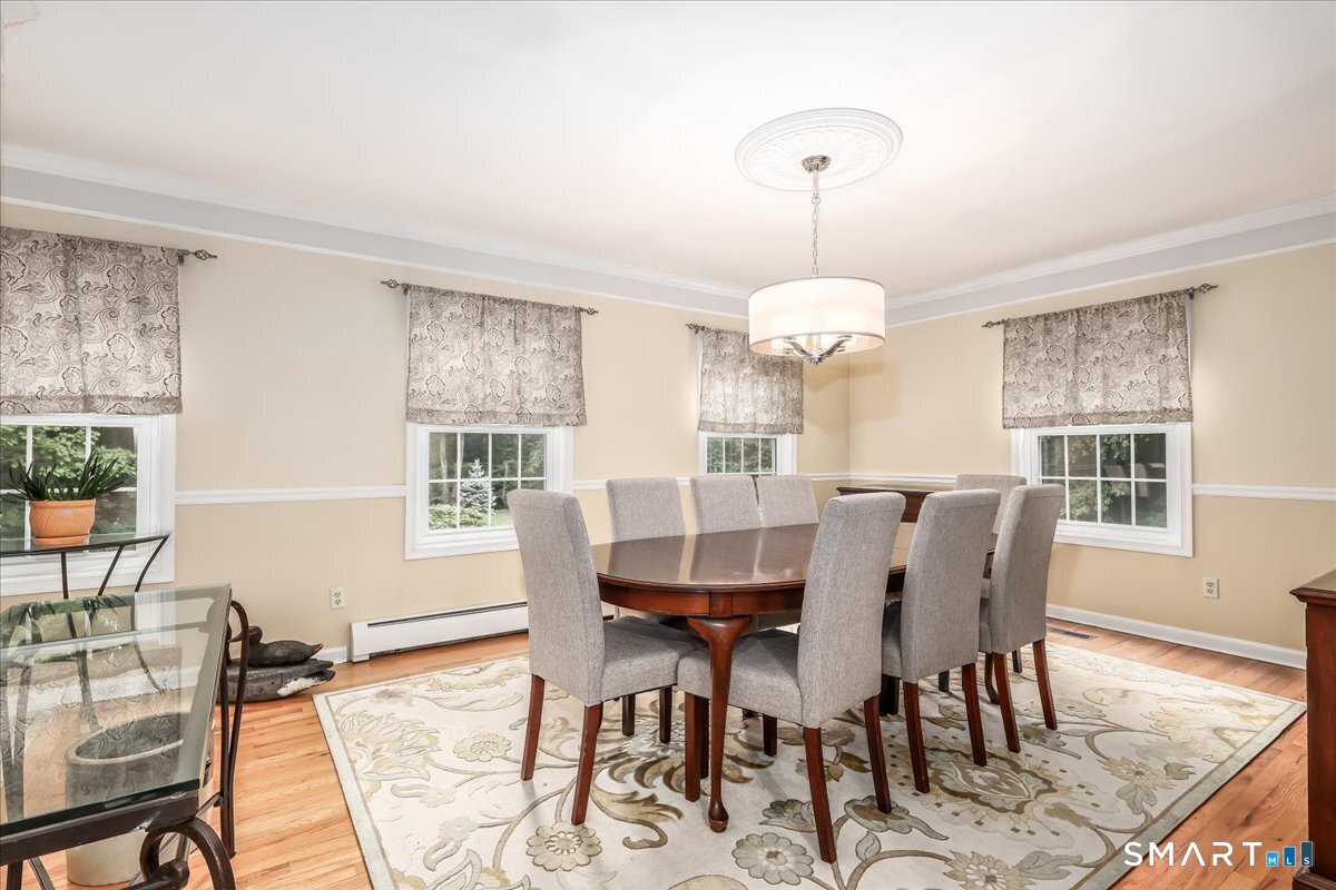 32 Country Way Bethel, CT 06801 - Photo 9 of 40