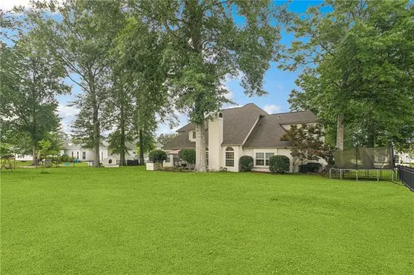 $675,000 | 733 Plantation Drive, Abita Springs, LA 70420