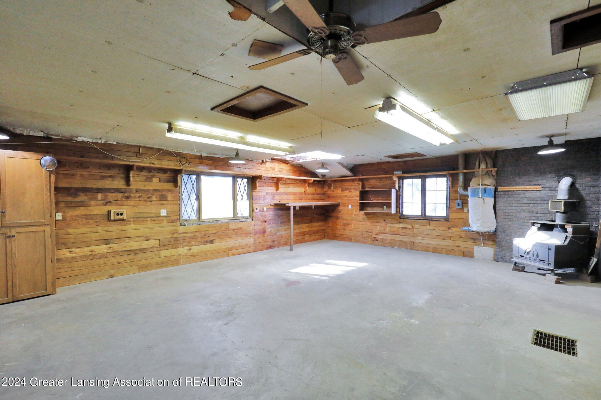 1417 Boichot Road Lansing, MI 48906 - Photo 42 of 54 32-web-or-mls-Open Ended Media-31