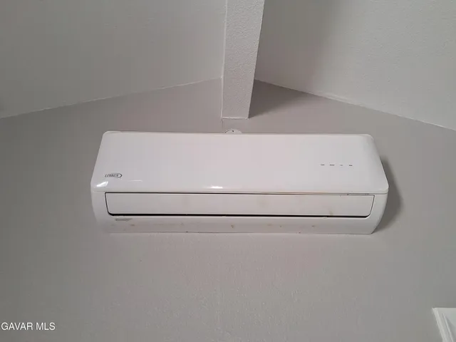 a close up view of washer