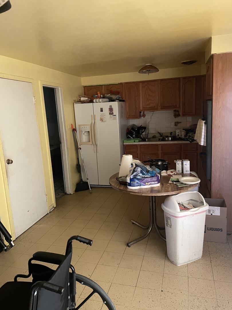 1300 East 87th Street Chicago, IL 60619 - Photo 4 of 8