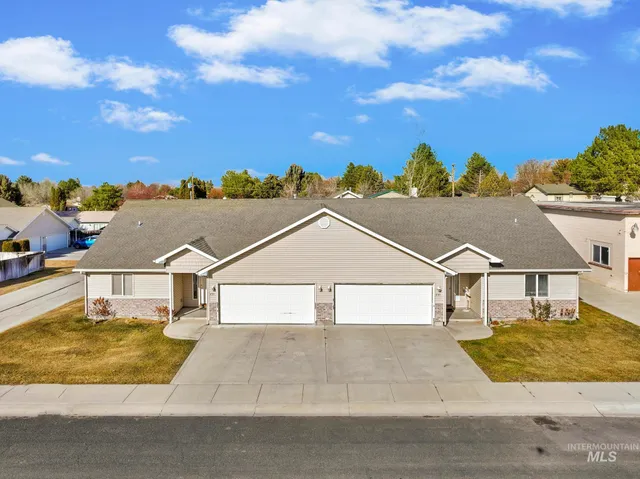$589,000 | 1731 Dora Drive North, Twin Falls, ID 83301