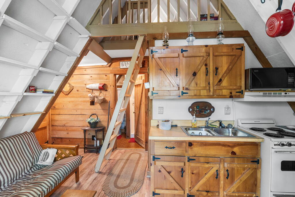 481 Hemlock Trail Blue Ridge, GA 30513 - Photo 12 of 23 Gallery Image 12
