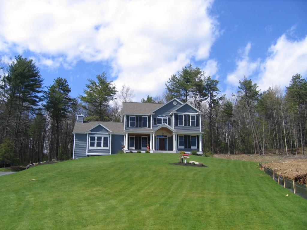 11 Cricket Ridge Drive Windham, NH 03087 - Photo 1 of 18