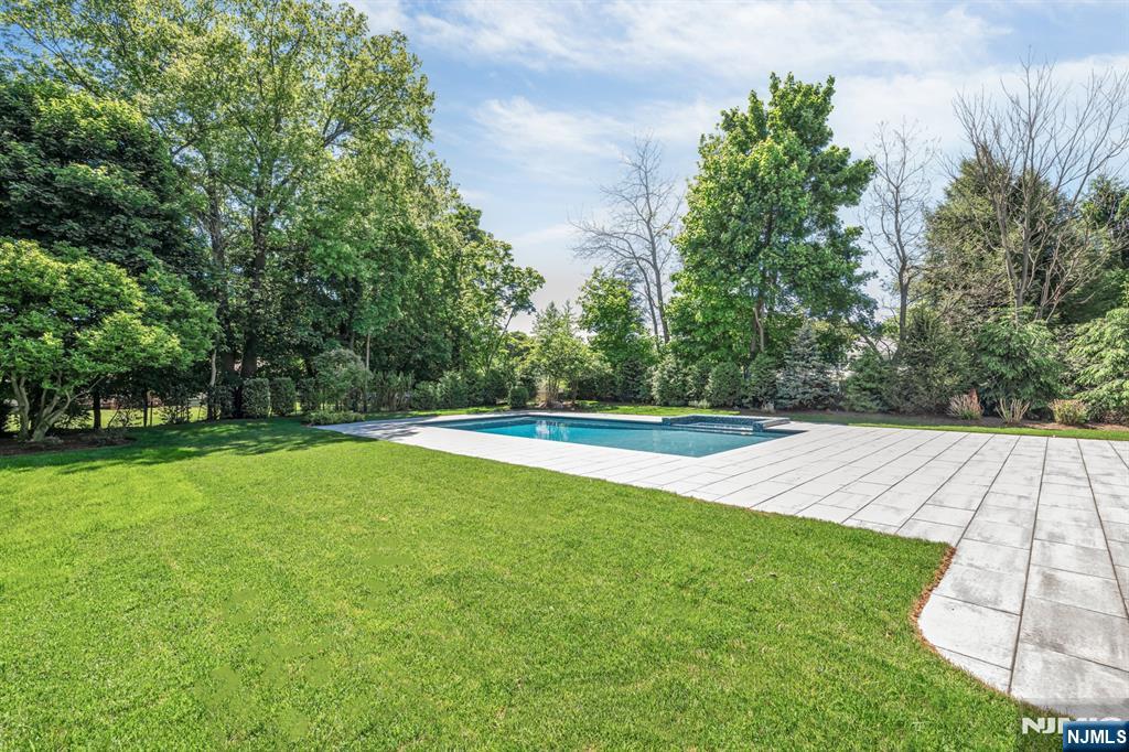 640 East Ridgewood Avenue Ridgewood, NJ 07450 - Photo 48 of 50