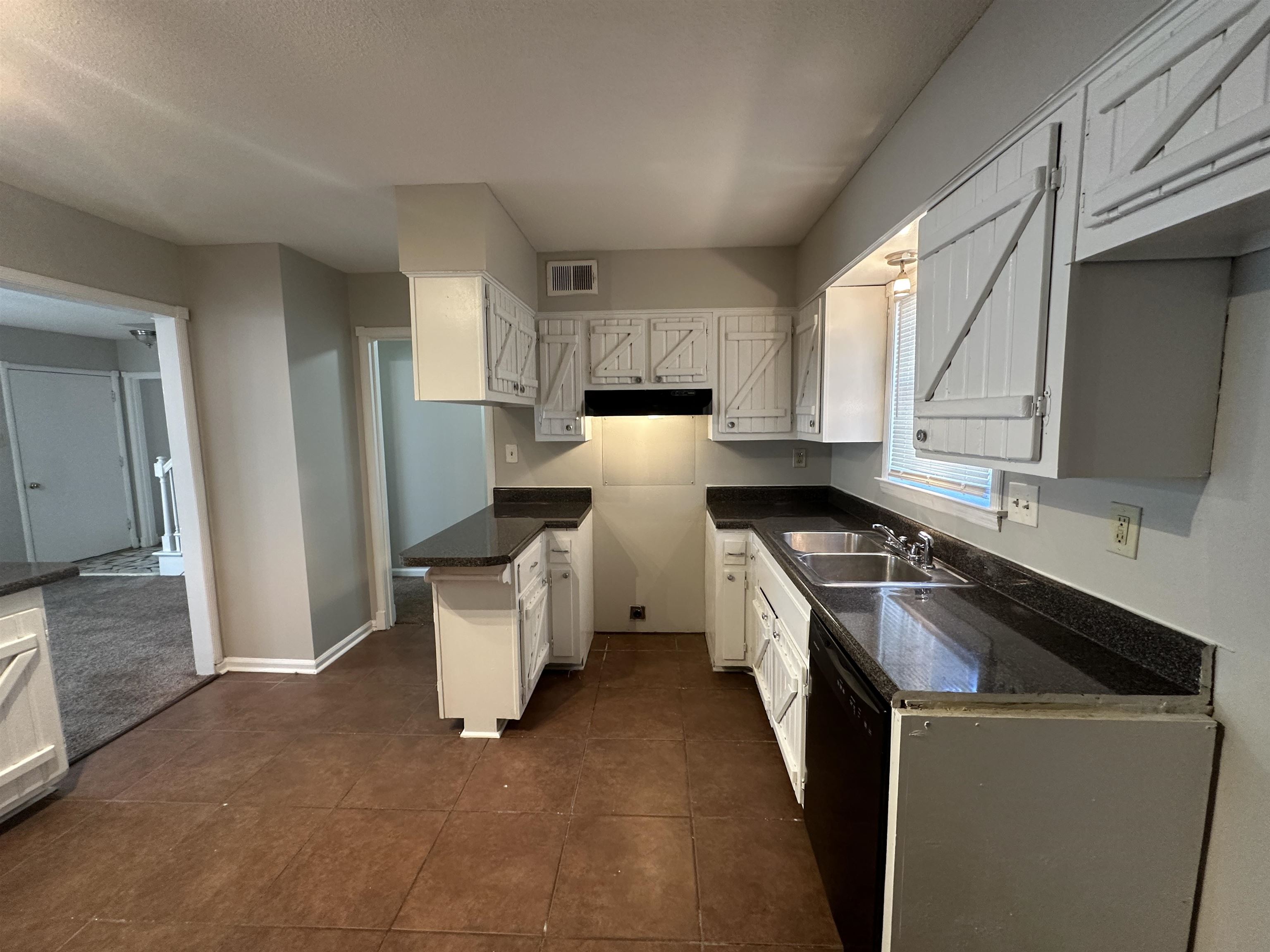 2111 Rock Ridge Road Memphis, TN 38134 - Photo 8 of 20