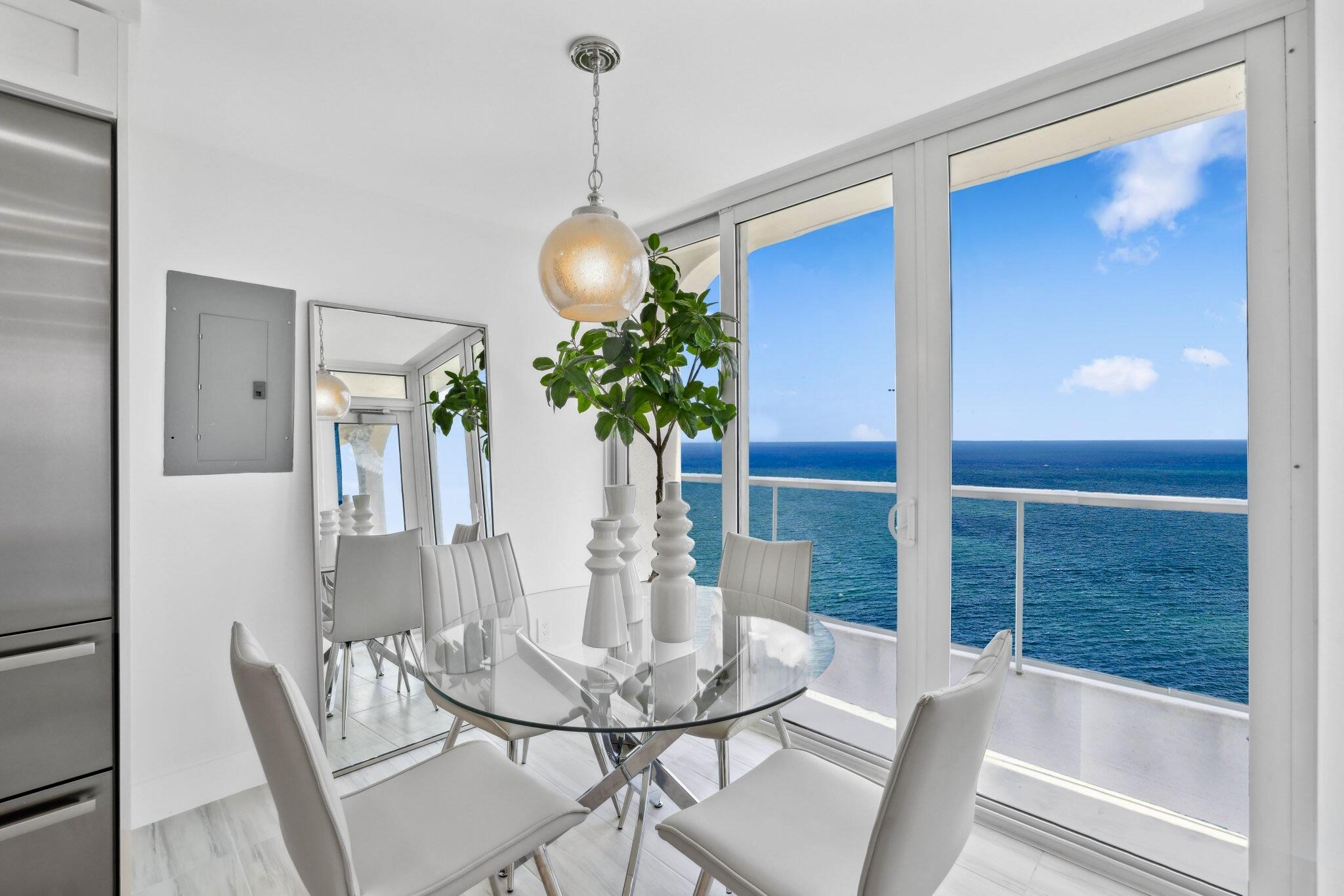 2800 South Ocean Boulevard, Unit PH B Boca Raton, FL 33432 - Photo 19 of 55 2800 S Ocean Blvd - 40.jpg-SMALL