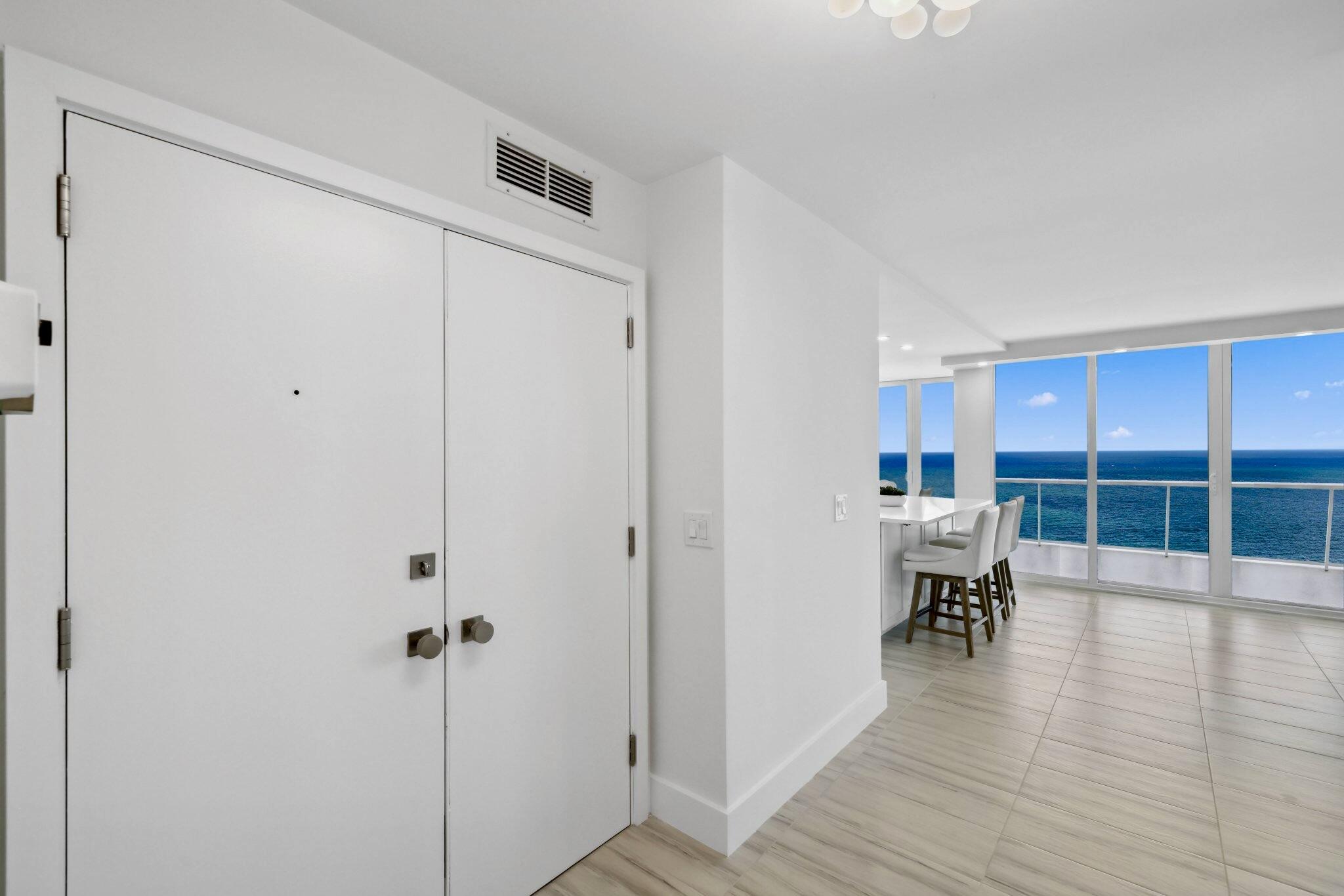 2800 South Ocean Boulevard, Unit PH B Boca Raton, FL 33432 - Photo 8 of 55 2800 S Ocean Blvd - 23.jpg-SMALL